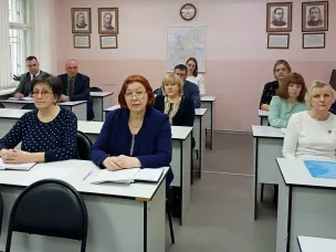 Состоялось совещание с руководителями государственных казенных учреждений, подведомственных комитету по делам архивов